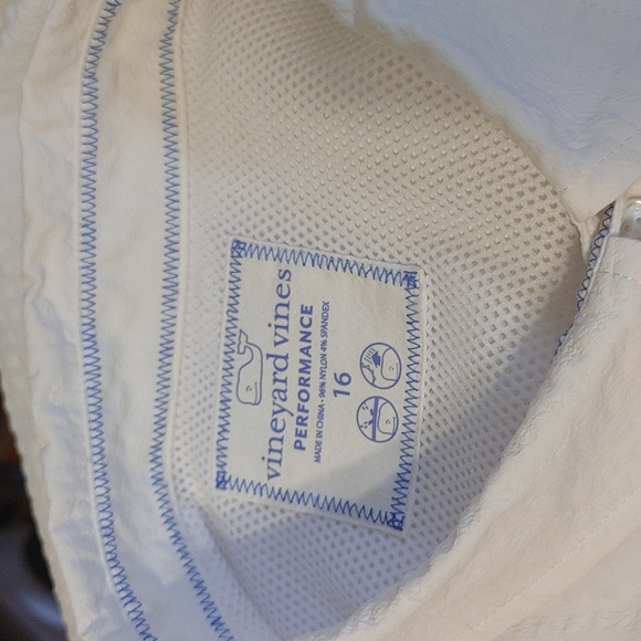 🇺🇸 Vineyard Vines Top - Picture 13 of 16